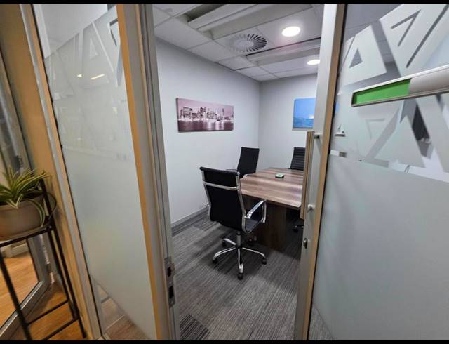 BUSINESS PROPERTY TO RENT IN MENLYN